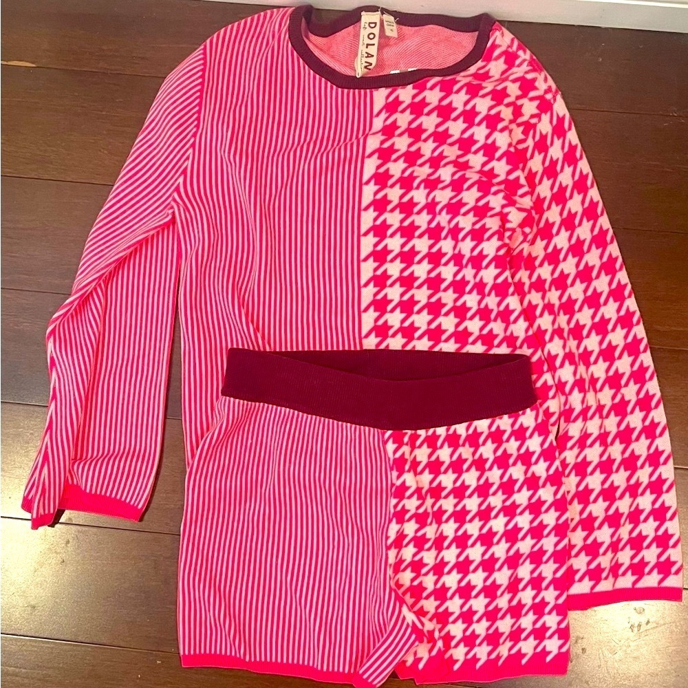 nwt dolan Pink & cranberry stripe  Houndstooth sweater lounge Set xs